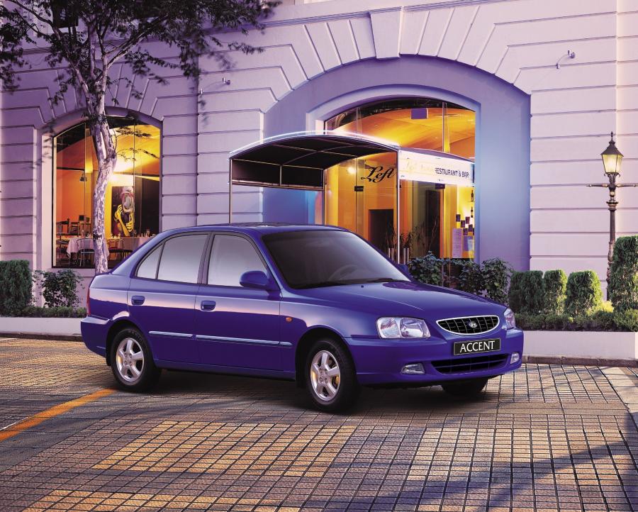  Hyundai Accent 2004 года  (фото 26 из 29)